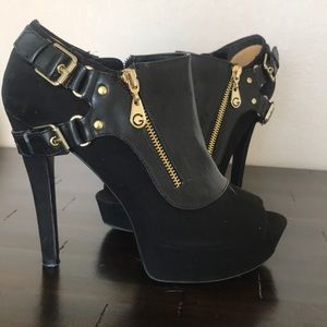 🔥 Guess heels 🔥 🤤